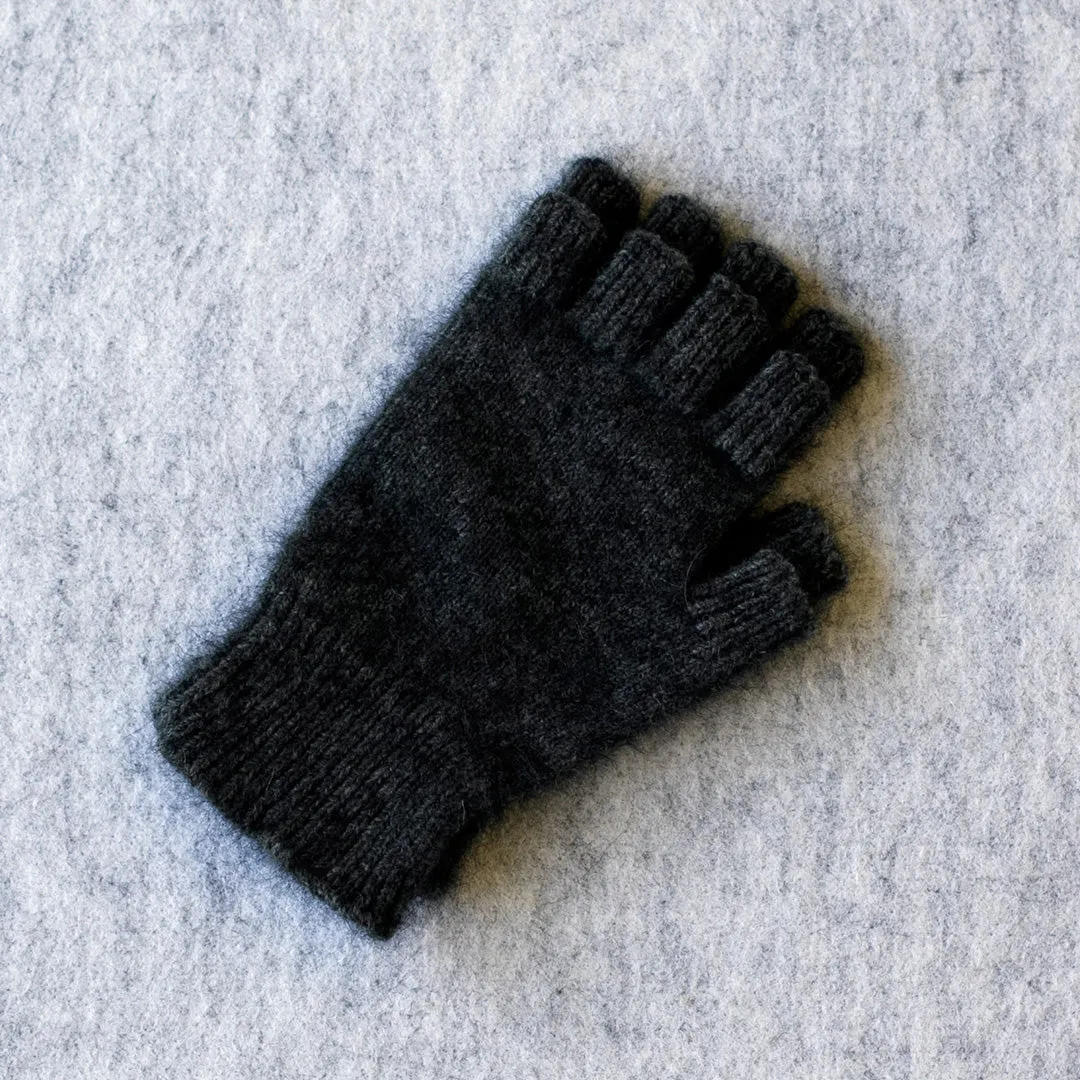 Fingerless gloves in Merino wool, possum down and silk