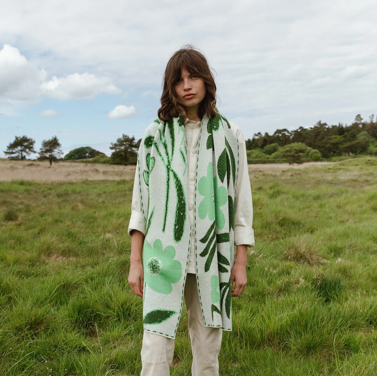 Swinbrook 24 Scarf - Garden