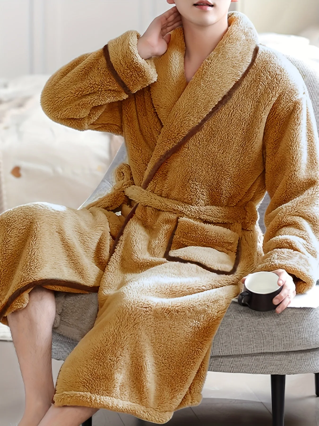 Thick Coral Fleece Long-sleeved Lace Up Men's Bathrobe For Autumn And Winter, Simple And Warm Men's Home Wear