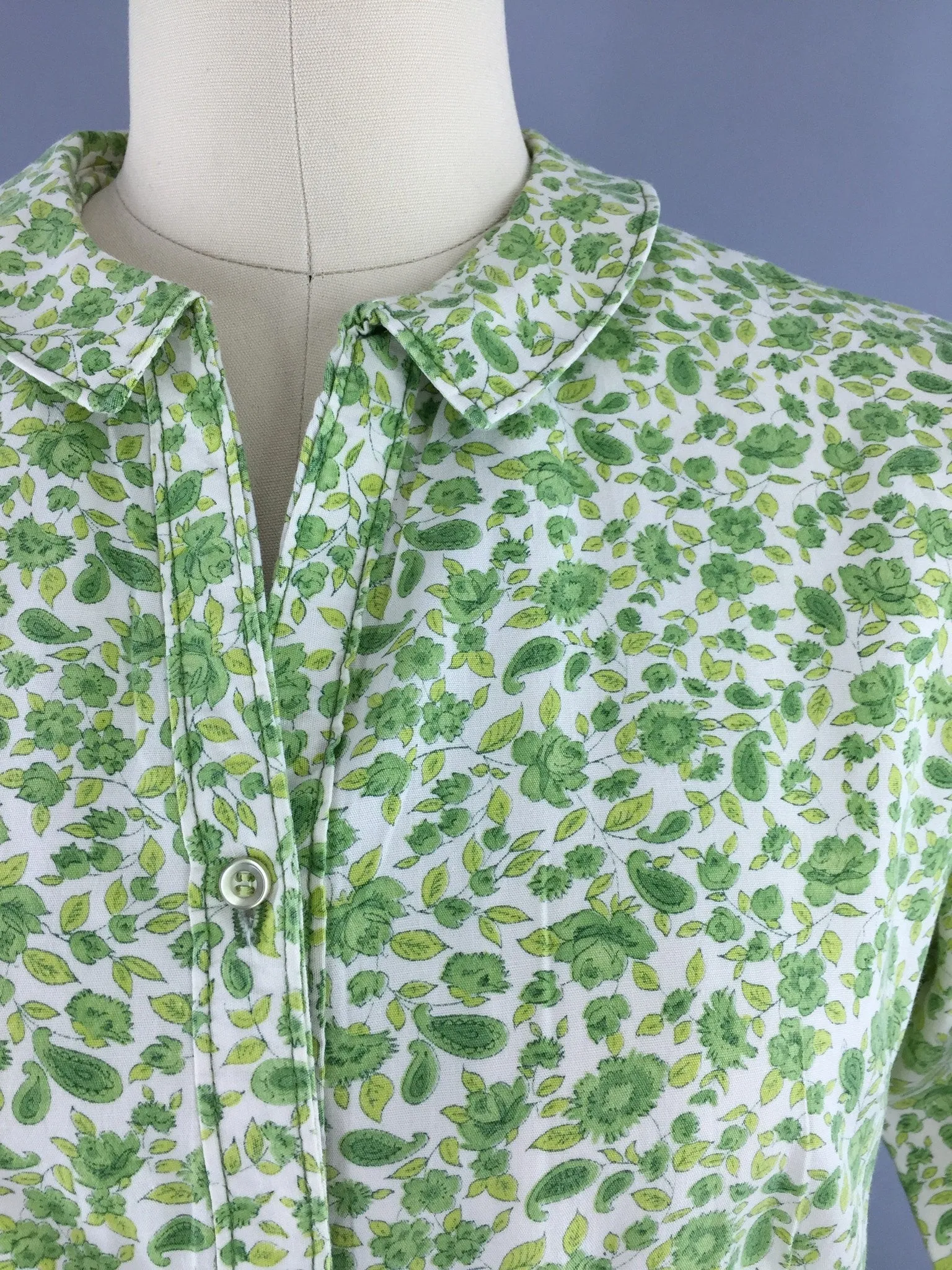 Vintage 1960s Day Dress / Green Floral Print Cotton