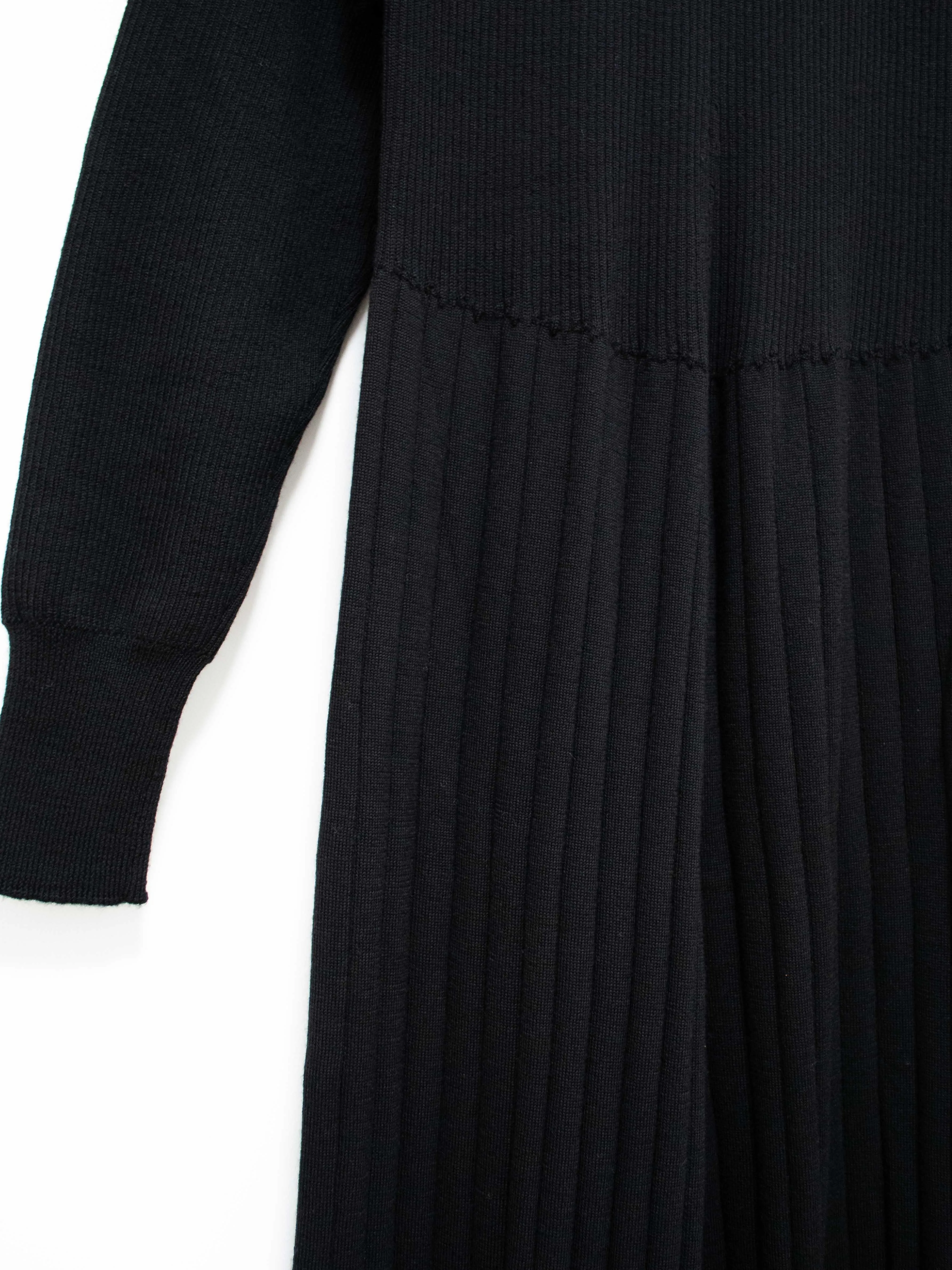 Worsted Wool Knit Rib Dress - Black